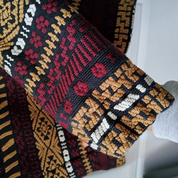 ZARA SWEATER - Picture 2 of 4